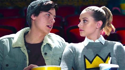 does betty and jughead hook up